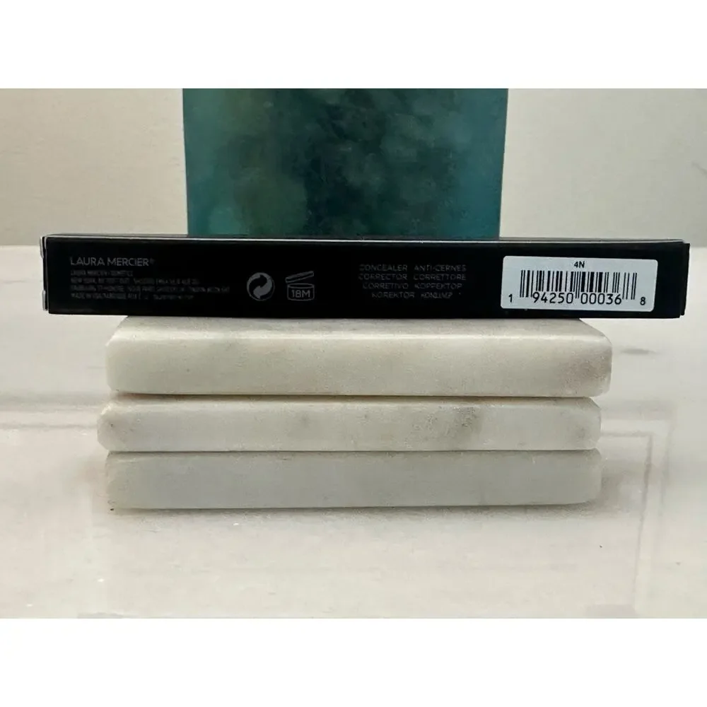 Laura Mercier Secret Camouflage Brighten Correct Duo Concealer 4N Medium Stick